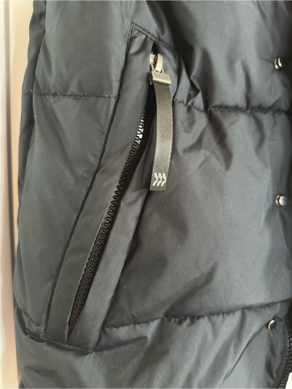 All In Motion Puffer Vest - Picture 5 of 7